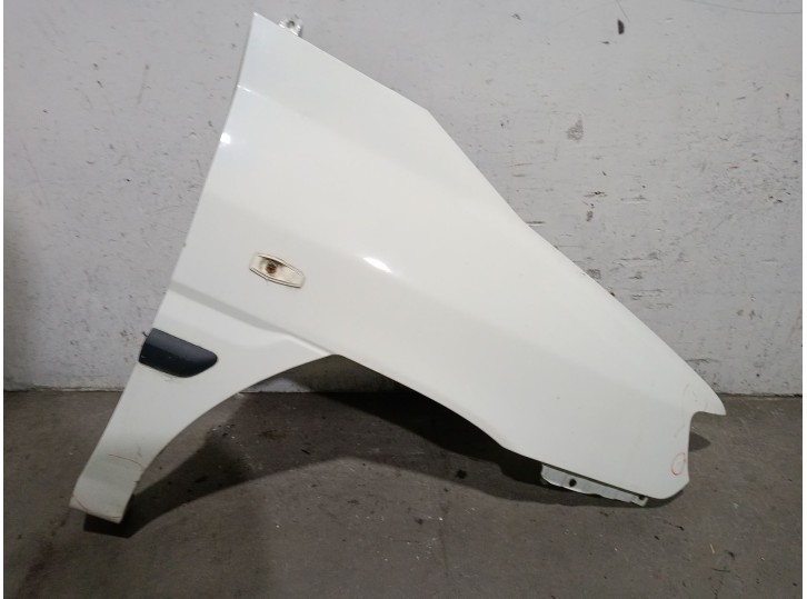 Recambio de aleta delantera derecha para hyundai matrix (fc) 1.5 crdi referencia OEM IAM 6632117320  6632117320