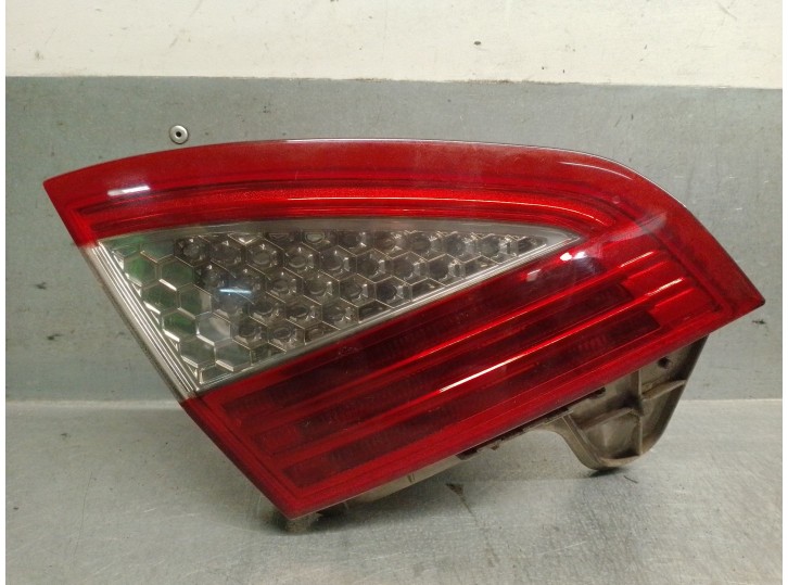 Recambio de piloto trasero porton izquierdo para ford mondeo ber. (ca2) 2.0 tdci cat referencia OEM IAM 9EL17657601 7S7113A603NF