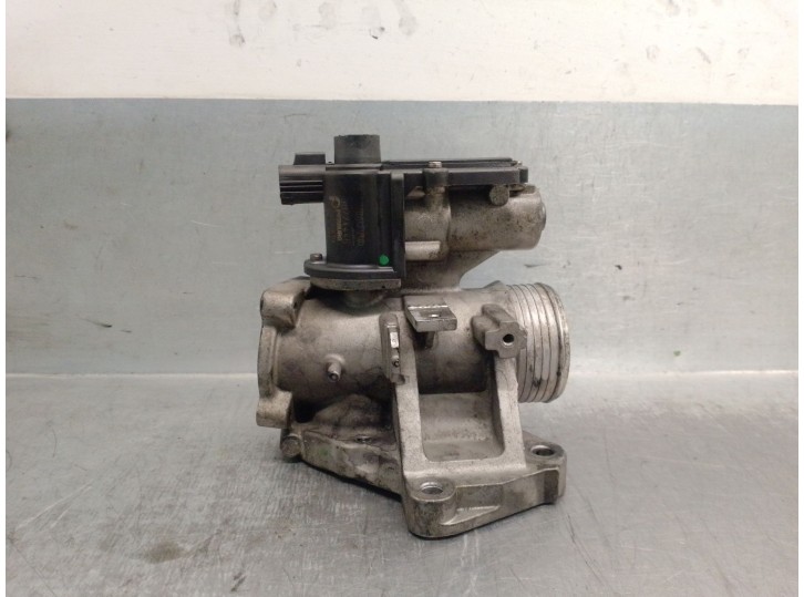 Recambio de valvula egr para volvo xc90 2.4 diesel cat referencia OEM IAM 30774446 36000997 70057504 PIERBURG