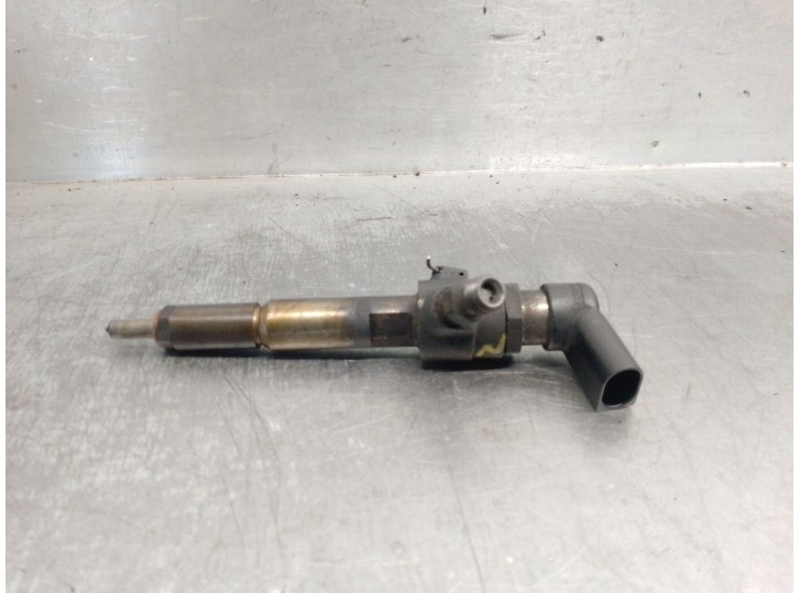 Replacement injector for Ford Focus C-MAX (CAP) 1.8 TDCi turbodiesel cat OEM IAM reference 4M5Q9F593AD SIEMENS