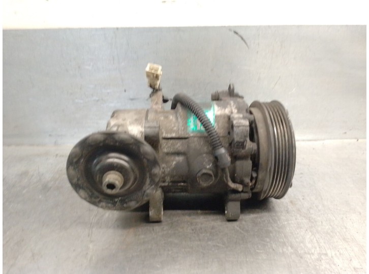 Replacement air conditioning compressor for Citroën Saxo 1.5 D SX OEM IAM reference 6453FS 6453FS SD6V12 SANDEM