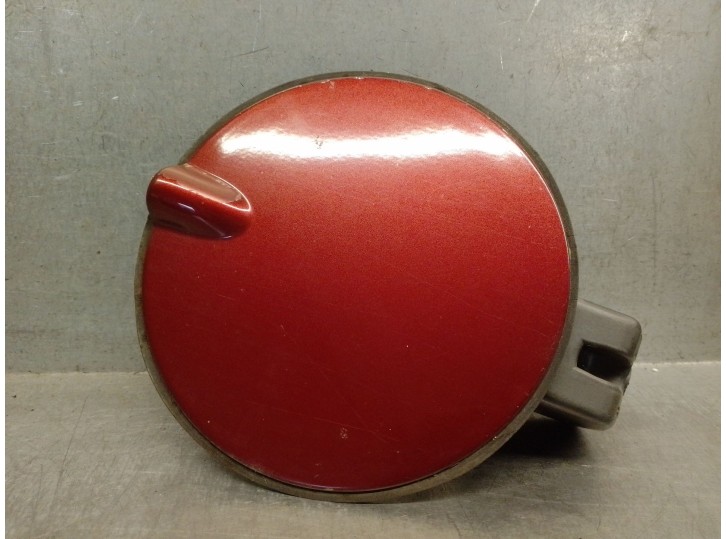 Recambio de tapa exterior combustible para opel vectra b berlina 1.6 16v referencia OEM IAM 90378716 90512412 