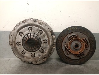 Recambio de kit embrague para renault trafic caja cerrada (ab 4.01) 1.9 diesel referencia OEM IAM 8200440023 8200440023 12404361