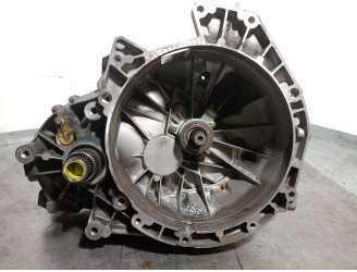 Recambio de caja cambios para jaguar x-type 2.5 v6 24v cat referencia OEM IAM 1X4R7002AD C2S18341N T1GA1210602095130