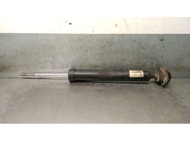 Recambio de amortiguador trasero izquierdo para bmw serie 1 berlina (e81/e87) 2.0 16v referencia OEM IAM 33526782859 33506782860
