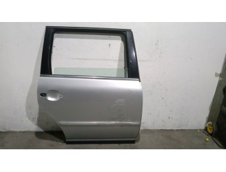 Recambio de puerta trasera derecha para volkswagen passat variant (3b6) 1.9 tdi referencia OEM IAM 3B5833052AB  3B5833052AB