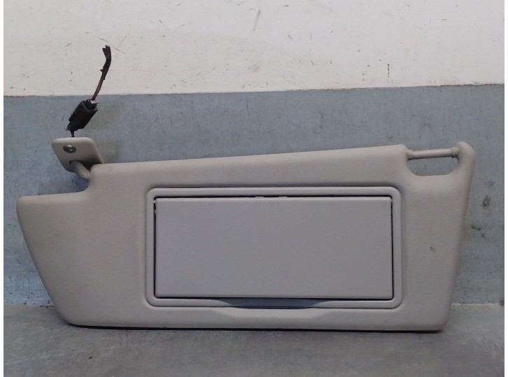 Recambio de parasol izquierdo para opel zafira b 1.9 cdti referencia OEM IAM 13234252 1437888 