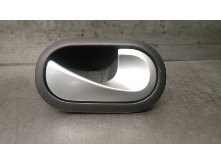 Recambio de maneta interior delantera derecha para renault modus 1.4 16v referencia OEM IAM 8200310580 8200310580 310580