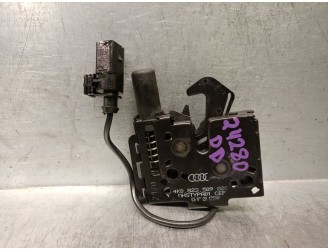 Replacement hood latch for Seat Leon (KL1) 1.0 TSI OEM IAM reference 4K0823509 4K0823509 
