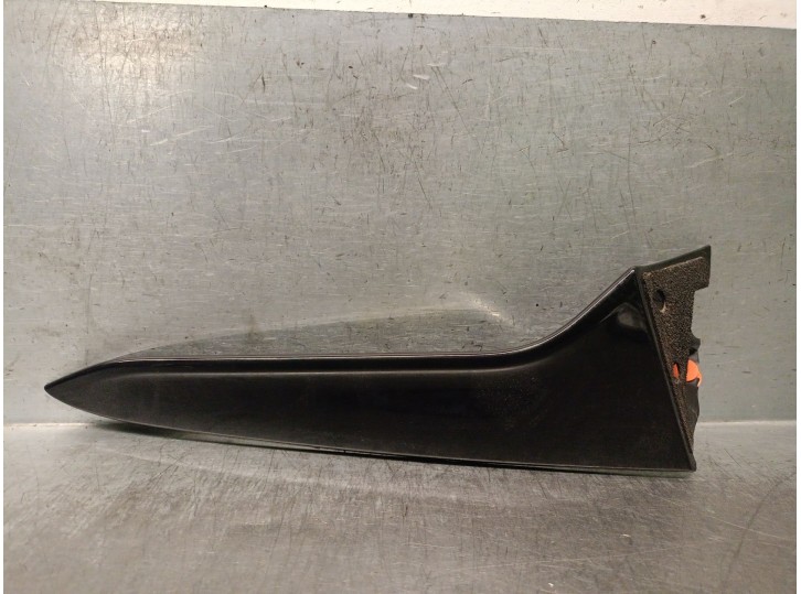 Recambio de molduras traseras para seat leon (kl1) 1.0 tsi referencia OEM IAM 5FA854872 5FA854872F 