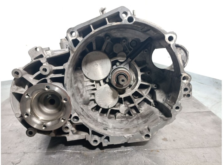 Recambio de caja cambios para seat leon (1p1) 2.0 tdi referencia OEM IAM KDM 02Q300041CX 16057P02