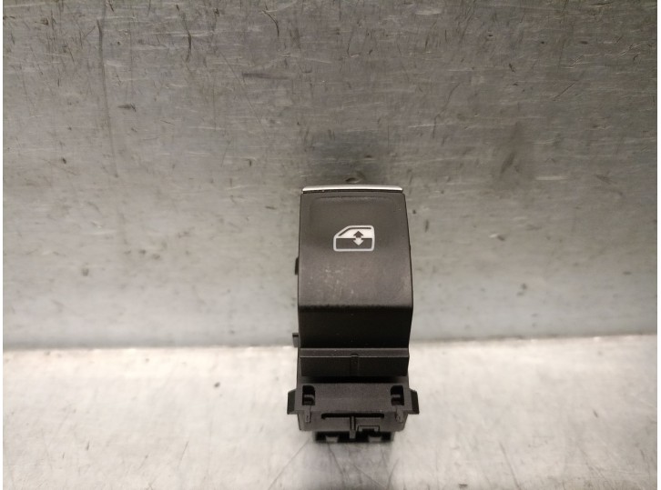 Replacement front right window regulator switch for Seat Leon (KL1) 1.0 TSI OEM IAM reference 5G0959855N 5G0959855N 