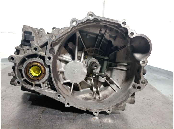 Recambio de caja cambios para kia cerato 2.0 turbodiesel cat referencia OEM IAM L5S 4300039750 180887