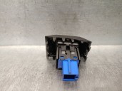 Replacement hazard warning switch for Seat Leon (KL1) 1.0 TSI OEM IAM reference 6F0953235 6F0953235 