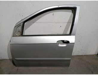 Recambio de puerta delantera izquierda para hyundai getz (tb) 1.3 i referencia OEM IAM 760031C020 760031C020 