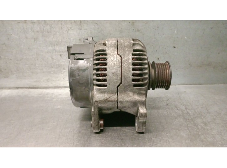 Alternator replacement part for Seat Ibiza (6K) 1.4 16V OEM IAM reference 028903025PX 028903025PX BOSCH