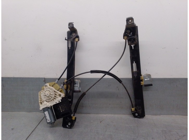 Recambio de elevalunas delantero izquierdo para seat leon (1p1) 2.0 tdi referencia OEM IAM 1P0837401E 1P0837461A 