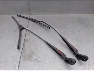 Recambio de brazo limpia delantero derecho para jaguar x-type 2.5 v6 24v cat referencia OEM IAM 1X4317527AC 