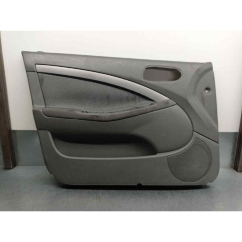 Recambio de guarnecido puerta delantera izquierda para chevrolet lacetti 1.6 cat referencia OEM IAM 96556321  