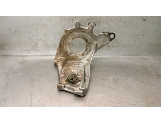 Replacement injection pump bracket for Opel Zafira A 2.0 DTi OEM IAM reference 9625176310 