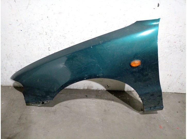 Recambio de aleta delantera izquierda para hyundai accent (x3) 1.3 cat referencia OEM IAM 6631122151  6631122151