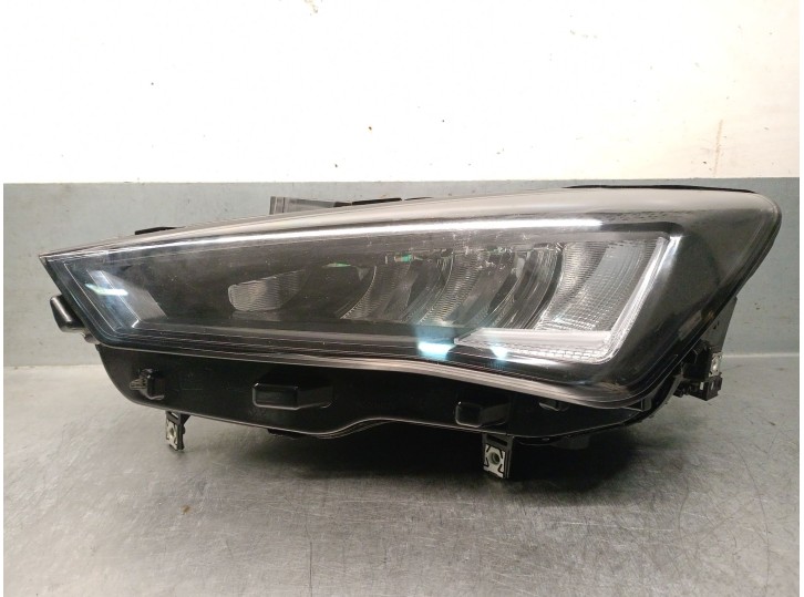 Replacement left headlight for Seat Leon (KL1) 1.0 TSI OEM IAM reference 5FB941005D 5FB941773 90188480 VALEO