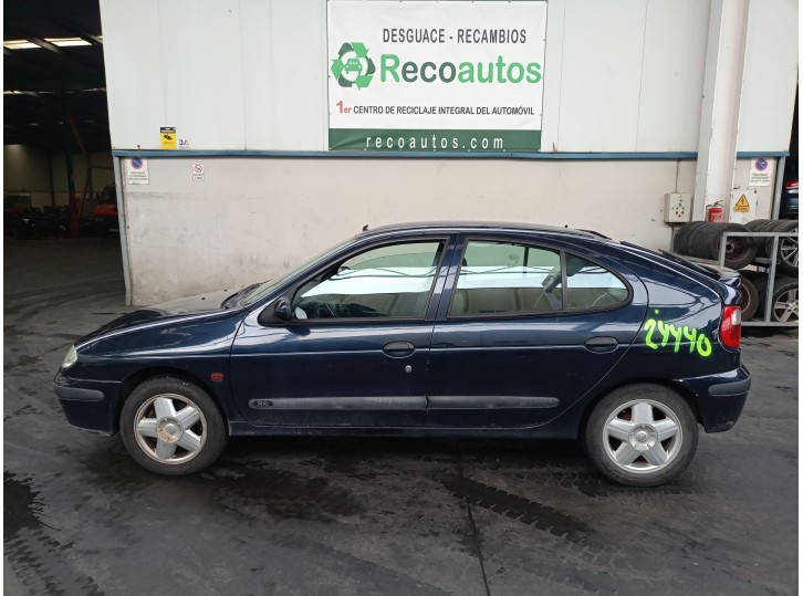 renault megane i fase 2 berlina (ba0) del año 2000