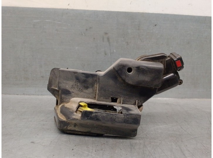 Recambio de cerradura puerta trasera derecha para hyundai matrix (fc) 1.5 crdi referencia OEM IAM 8148217000 8148217000 