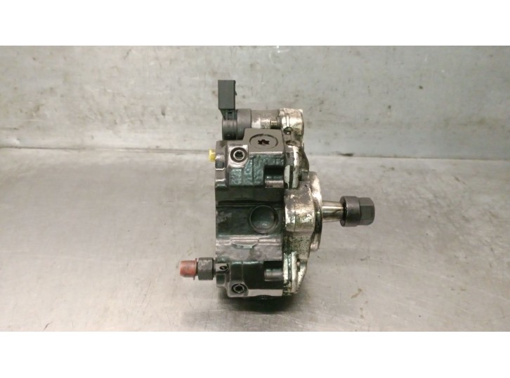 Recambio de bomba inyeccion para bmw 3 (e46) 320 d referencia OEM IAM 7788670 13518511824 0445010045 BOSCH