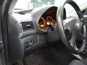 toyota avensis wagon (t25) del año 2008