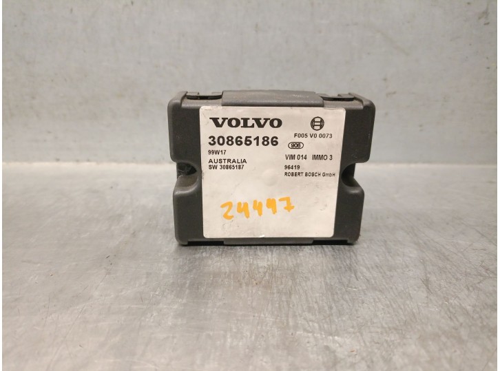 Recambio de centralita inmovilizador para volvo v40 familiar 1.9 diesel referencia OEM IAM 30865186  F005V00073 HELLA