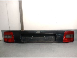 Recambio de piloto trasero central para volvo v40 familiar 1.9 diesel referencia OEM IAM 291600 30899991 