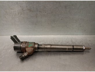 Recambio de inyector para hyundai accent (lc) 1.5 crdi cat referencia OEM IAM 3380027900 0445110126 BOSCH