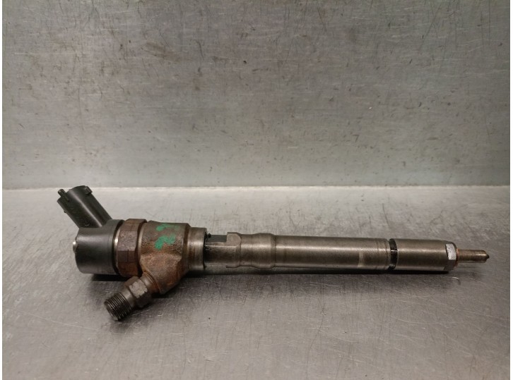 Recambio de inyector para hyundai accent (lc) 1.5 crdi cat referencia OEM IAM 3380027900 0445110126 BOSCH