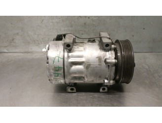 Recambio de compresor aire acondicionado para volvo v40 familiar 1.9 diesel referencia OEM IAM 8601957 8601957 SD7VBAR SANDEN