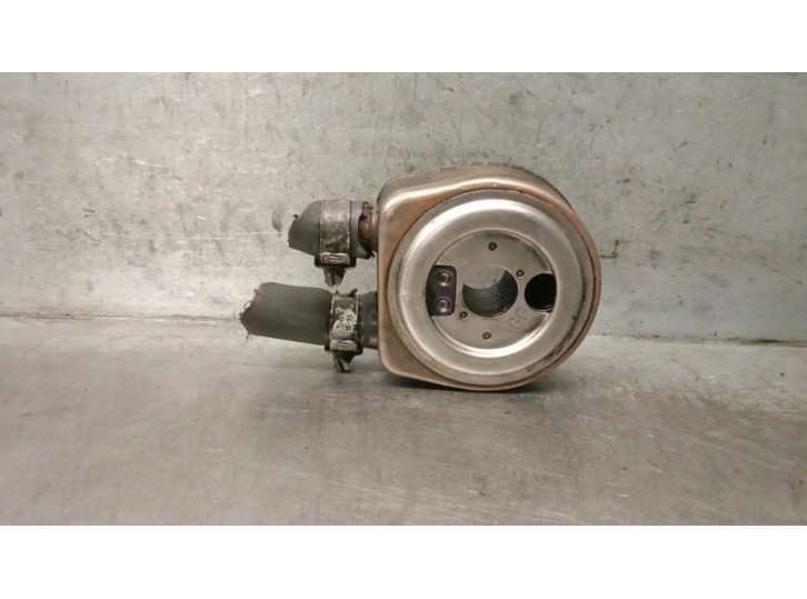 Recambio de enfriador aceite motor para volvo v40 familiar 1.9 diesel referencia OEM IAM 3743011 3460478 4360055 MODINE