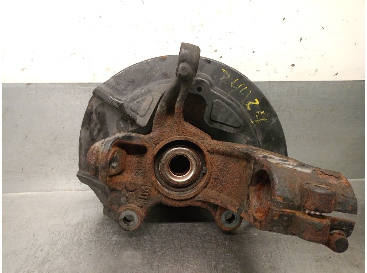 Recambio de mangueta delantera izquierda para volvo s80 ii (124) d5 referencia OEM IAM 8250535 8250535 