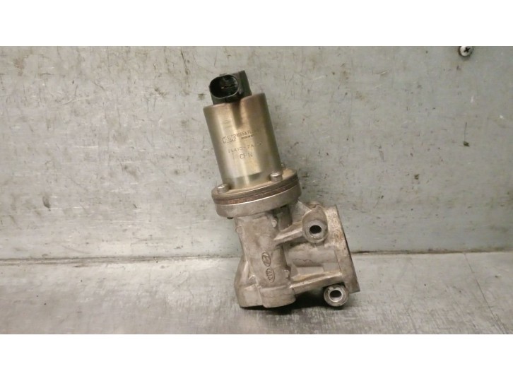 Recambio de valvula egr para hyundai i30 1.6 crdi cat referencia OEM IAM 284102A120 284102A120 
