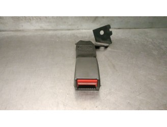 Recambio de enganche cinturon trasero izquierdo para mg serie 45 (rt) 1.6 16v cat referencia OEM IAM 051201  ECC