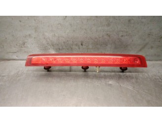 Recambio de luz central de freno para hyundai i30 1.6 crdi cat referencia OEM IAM 927002L0 927002L000 