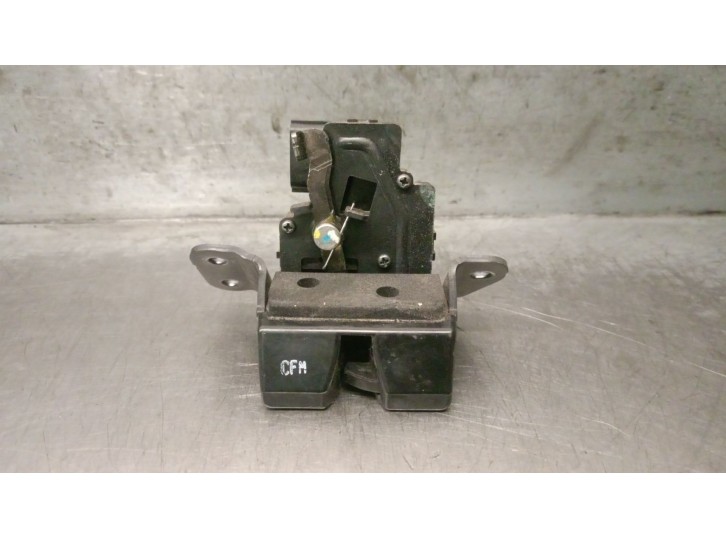 Recambio de cerradura maletero / porton para hyundai i30 1.6 crdi cat referencia OEM IAM 812302L000 812302L000 