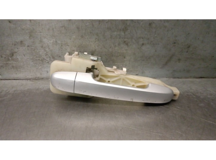 Recambio de maneta exterior trasera derecha para hyundai i30 1.6 crdi cat referencia OEM IAM 826652H000 826652H000 