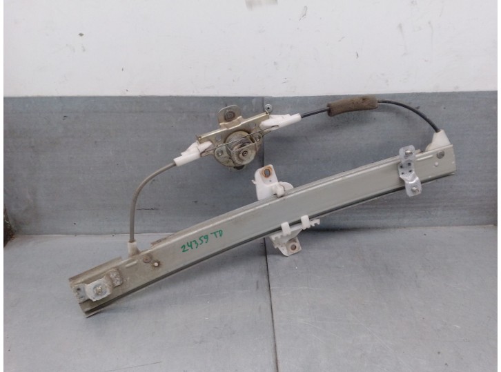 Recambio de elevalunas trasero derecho para hyundai accent (x3) 1.3 cat referencia OEM IAM 8340222000 8340222000 