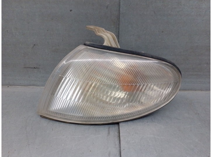 Replacement front left pilot light for Hyundai Accent (X3) 1.3 CAT OEM IAM reference 9230122010 9230122010 