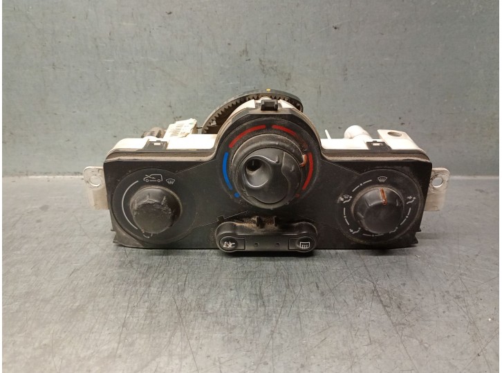 Recambio de mando calefaccion / aire acondicionado para renault kangoo 1.5 dci diesel referencia OEM IAM 275100550R 275100550R 
