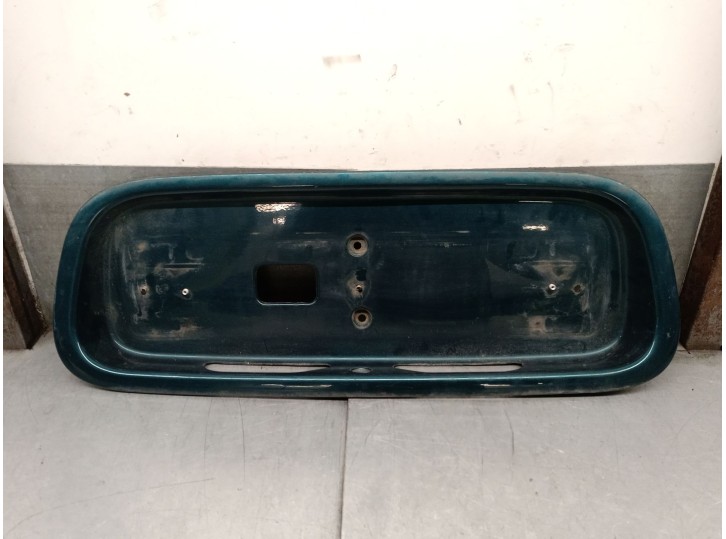 Recambio de portamatriculas para hyundai accent (x3) 1.3 cat referencia OEM IAM 8737122000 8737022010 