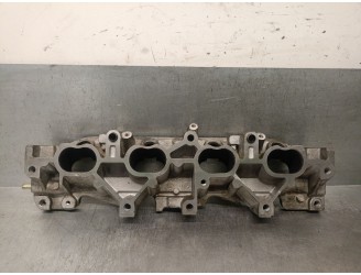 Recambio de colector admision para ford escort berlina/turnier 1.8 16v cat referencia OEM IAM 928F9U523 