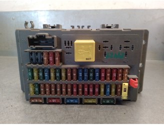 Recambio de caja reles / fusibles para mg serie 75 (rj) 2.0 16v cdt referencia OEM IAM YQE103138  