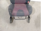 Recambio de asiento delantero derecho para mazda 3 berlina (bk) 1.6 cd diesel cat referencia OEM IAM BP4R88130D04 BP4R88130D04 