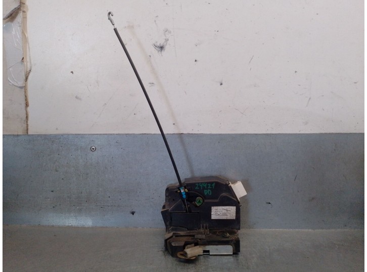 Replacement front right door lock for MG Series 75 (RJ) 2.0 16V CDT OEM IAM reference ALR9781 204D2 